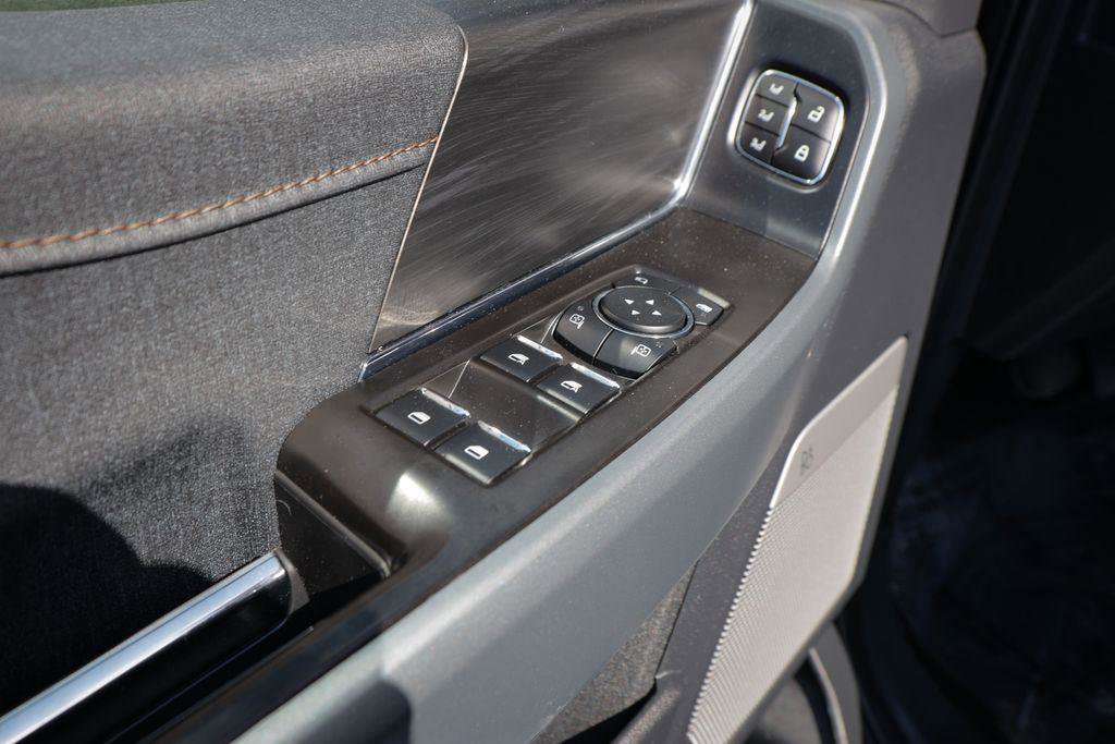 Used 2024 Ford F150 Lariat image 14
