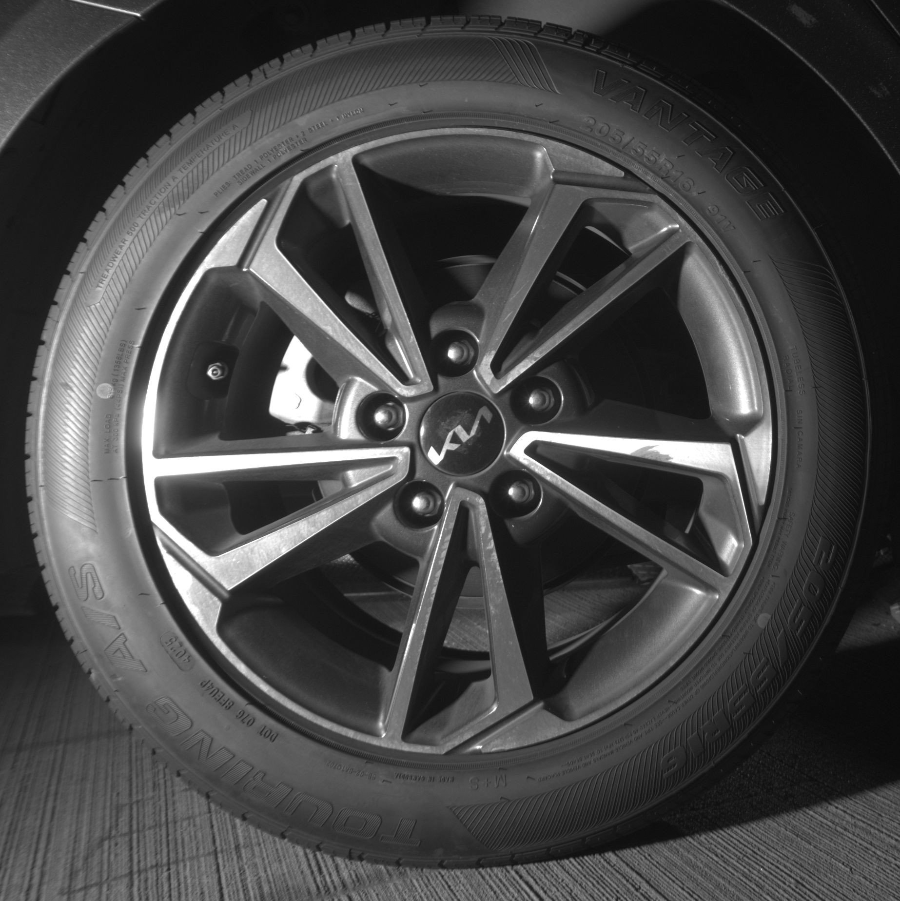 Used 2024 Kia Forte LXS image 20