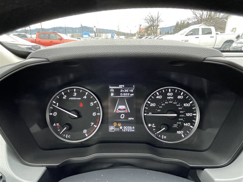 Used 2024 Subaru Crosstrek 2.0i Premium AWD/4WD image 17