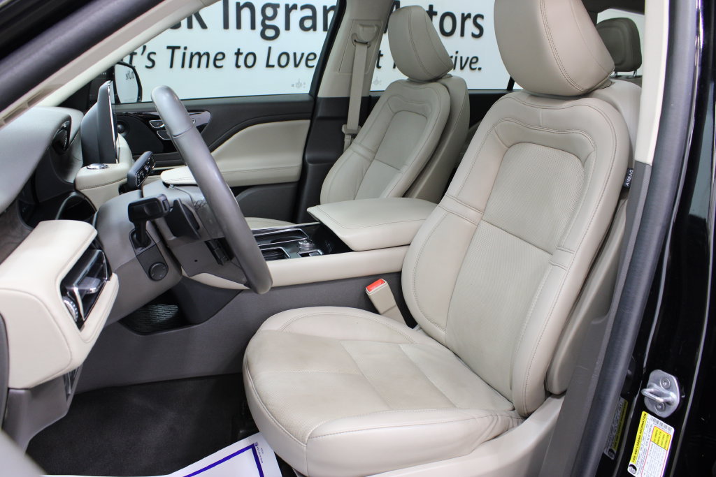 Used 2023 Lincoln Aviator Reserve w/ Elements Package Plus RWD image 16