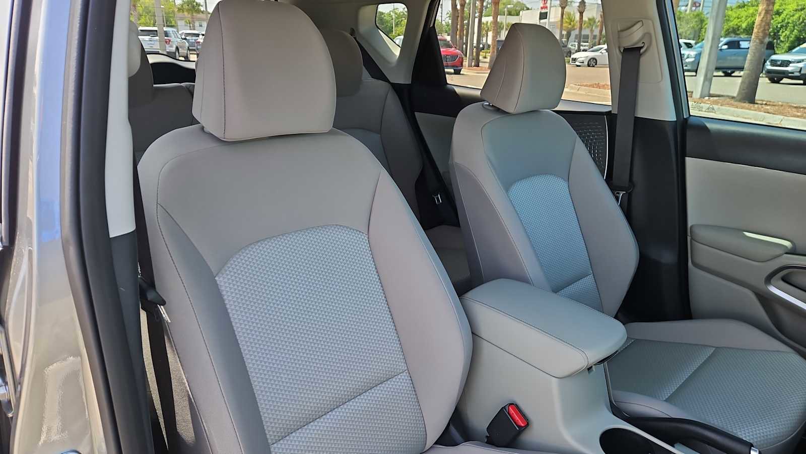 Used 2023 Kia Soul LX image 25