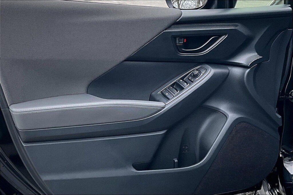 Certified 2024 Subaru Crosstrek 2.0i Premium AWD/4WD image 13