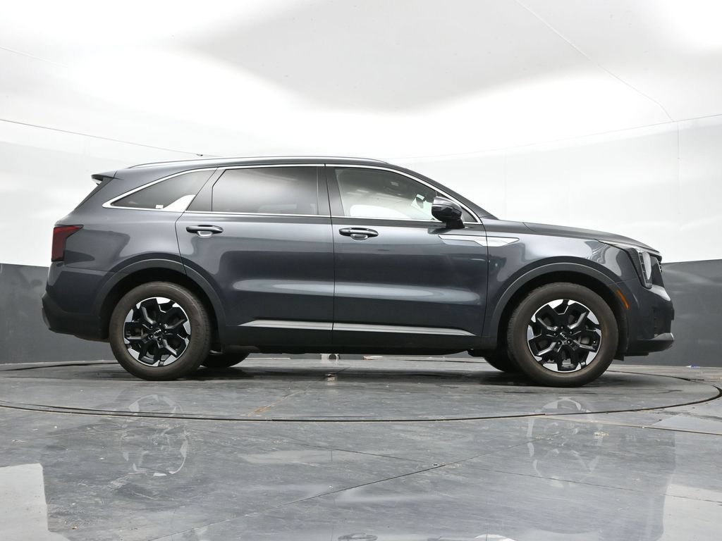 Used 2024 Kia Sorento S FWD image 42