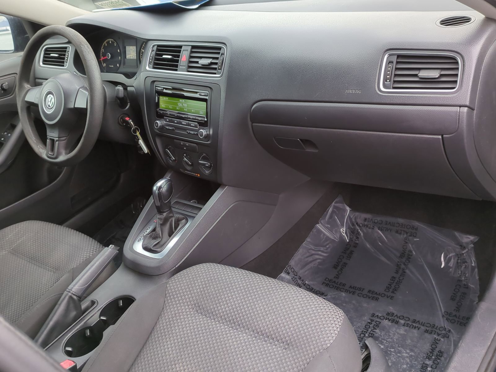 Used 2013 Volkswagen Jetta S image 27