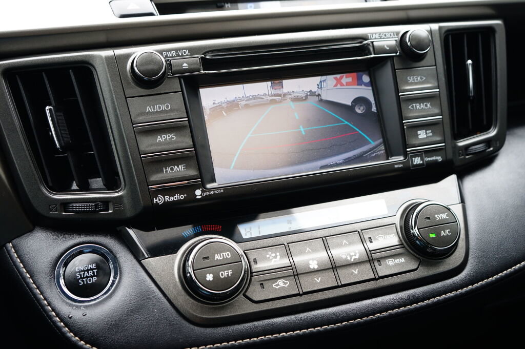 Used 2014 Toyota RAV4 Limited w/ Technology Package image 22