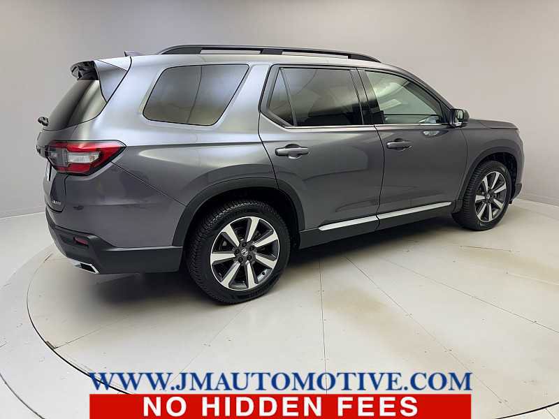 Used 2023 Honda Pilot Elite image 5
