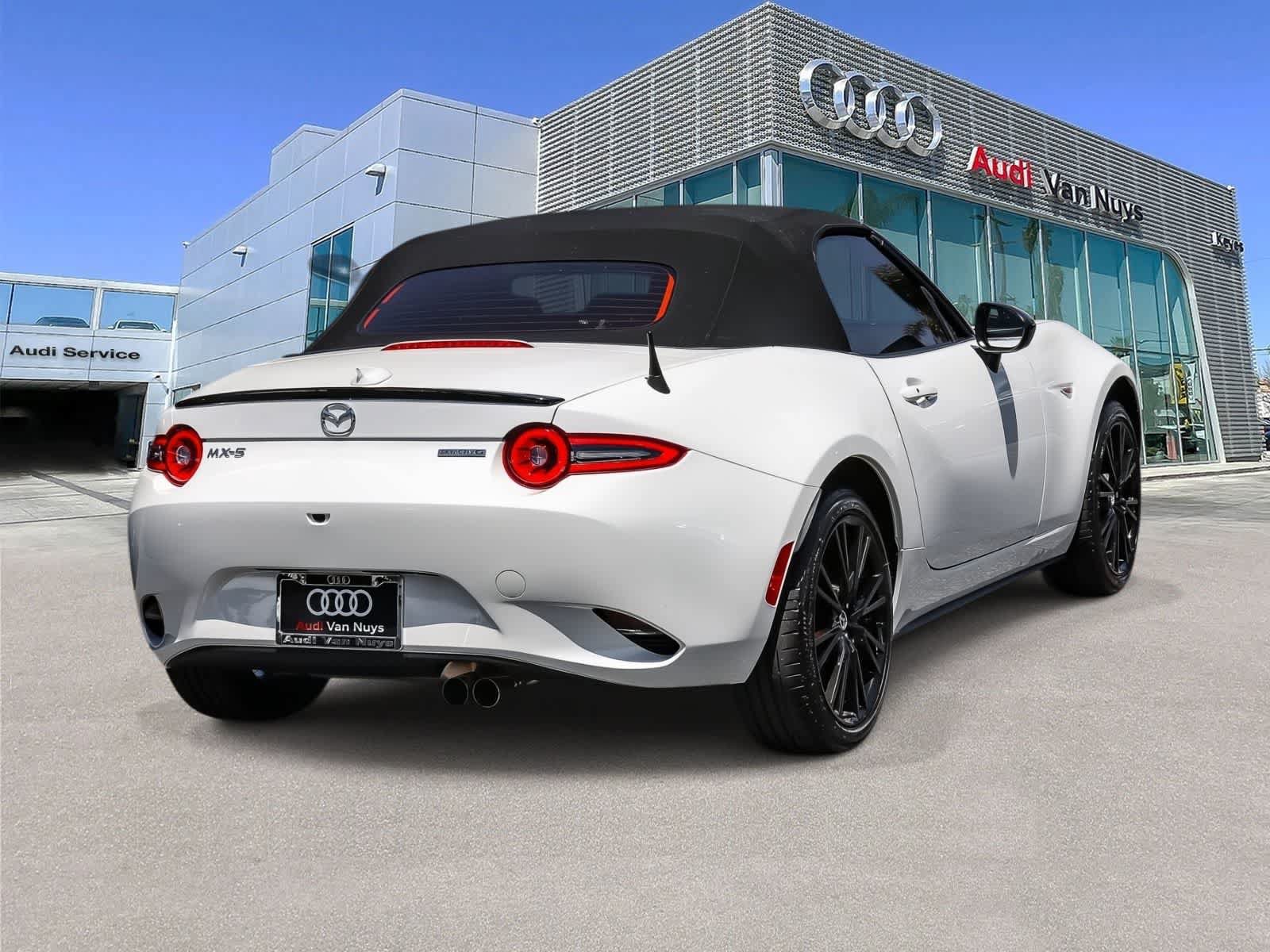 Used 2024 MAZDA MX-5 Miata Club w/ Interior Package RWD image 4