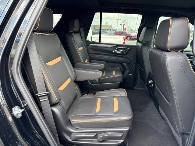 Used 2024 GMC Yukon AT4 w/ Technology Package AWD/4WD image 15