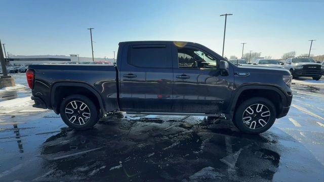 Used 2022 GMC Sierra 1500 AT4 w/ AT4 Premium Package image 9