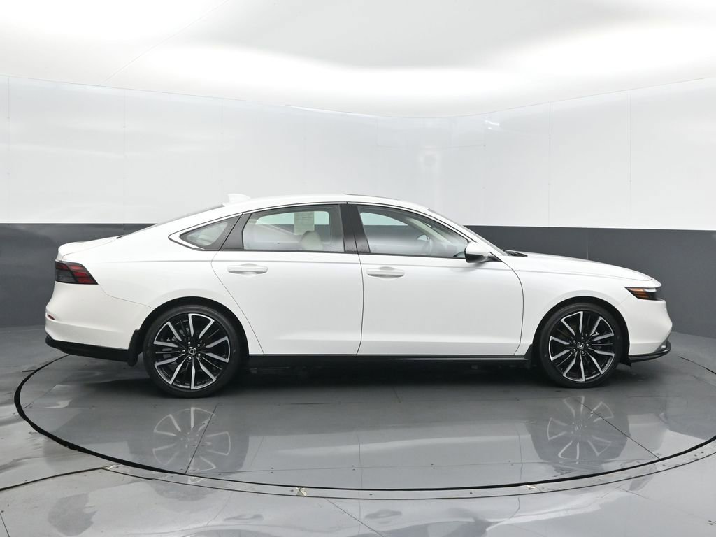 Certified 2023 Honda Accord Touring image 25