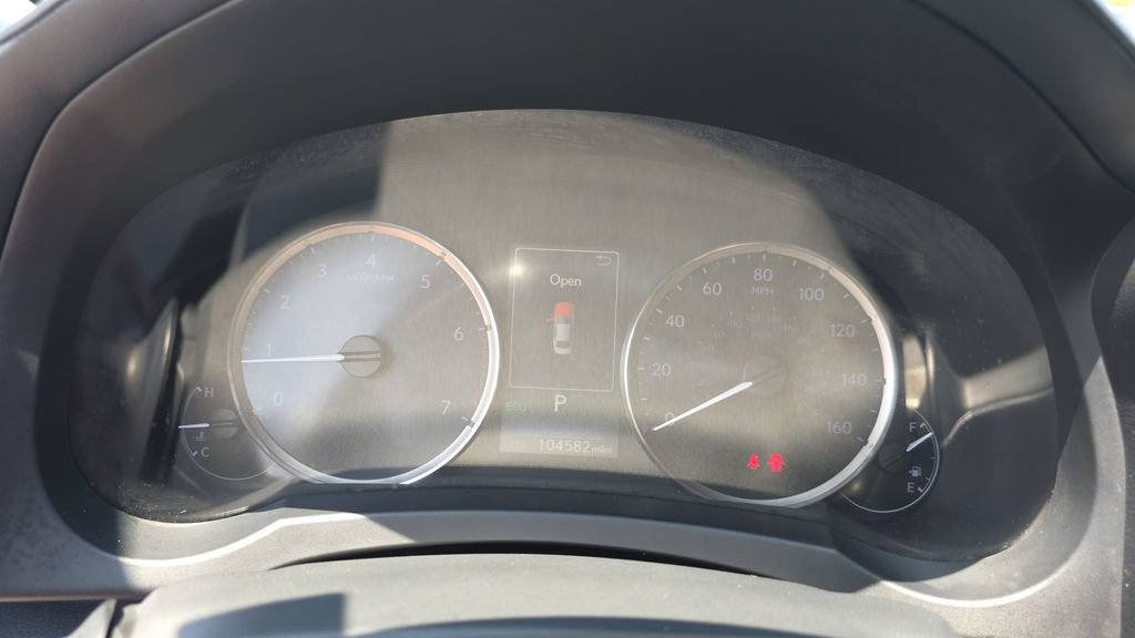 Used 2018 Lexus IS 300 w/ Accessory Package 2 RWD image 13