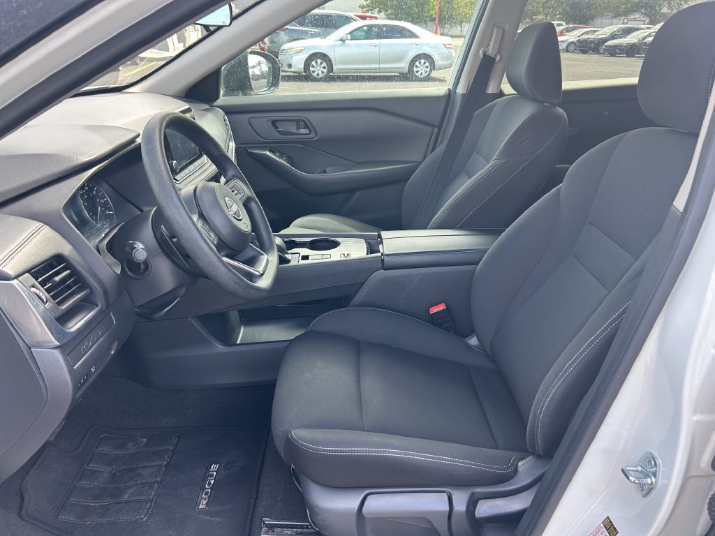 Used 2024 Nissan Rogue S FWD image 24