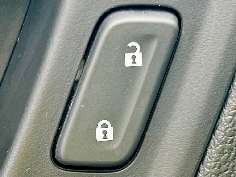 Used 2020 Chevrolet Colorado LT image 26