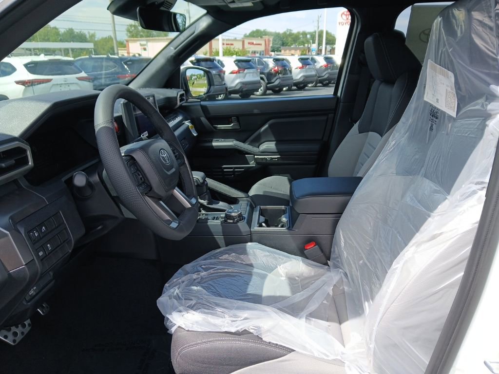 New 2025 Toyota Tacoma TRD Sport image 6