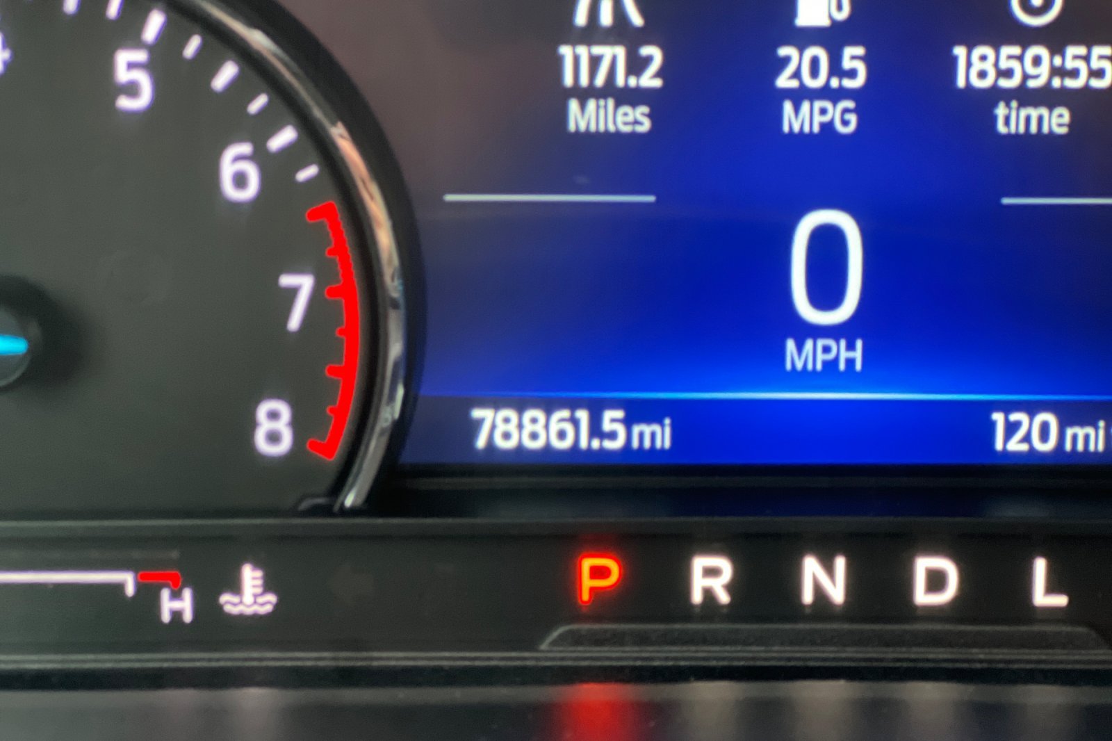 Used 2022 Ford Explorer XLT AWD/4WD image 32