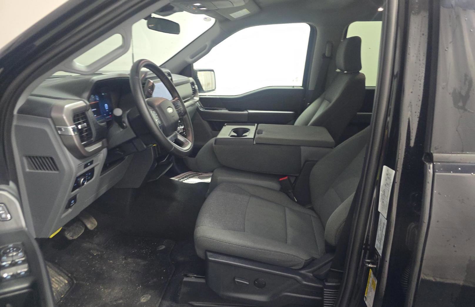 Used 2025 Ford F150 XLT w/ Equipment Group 301A Standard AWD/4WD image 7