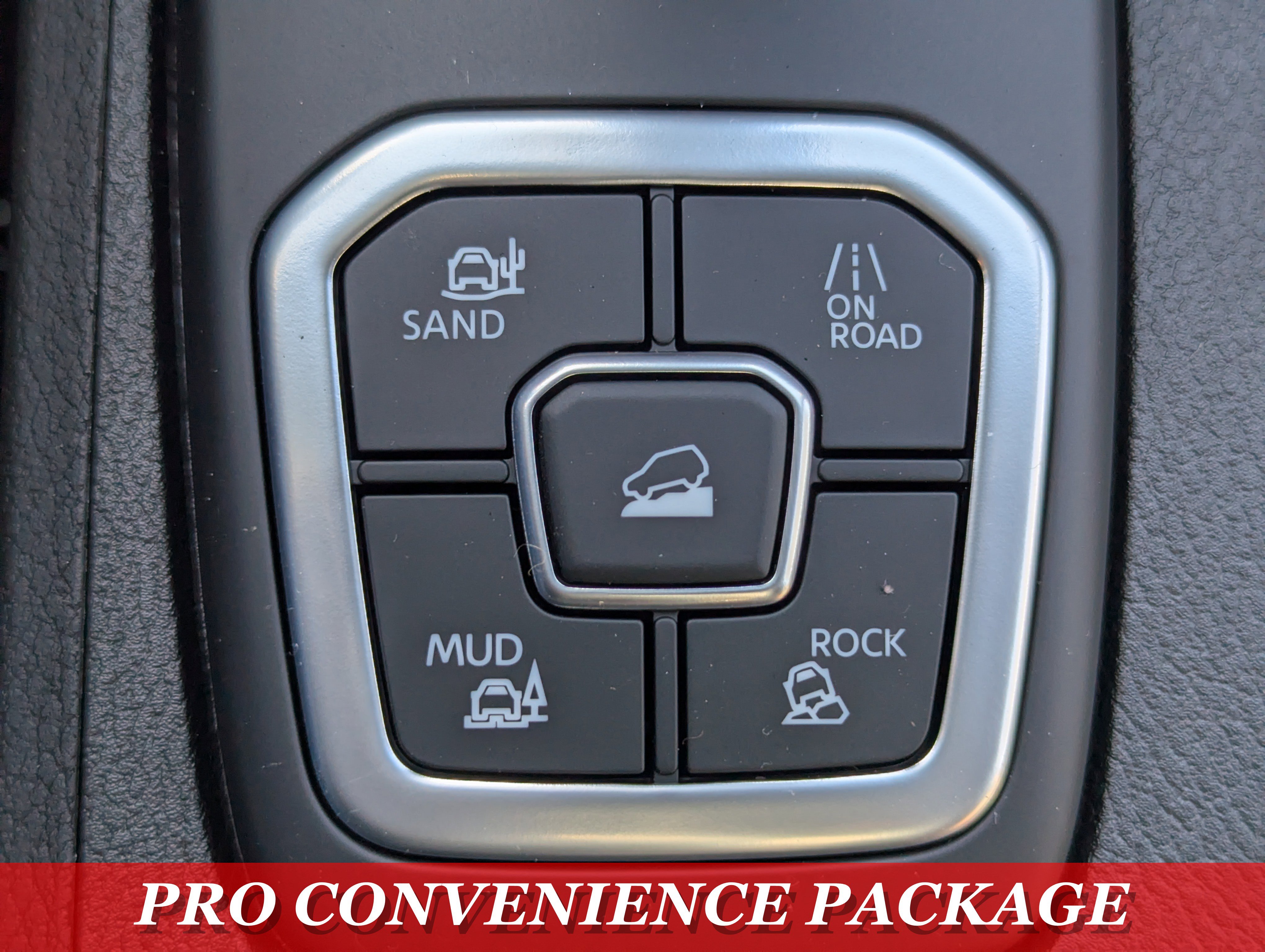 New 2026 Nissan Frontier PRO-4X w/ Pro-4x Convenience Package image 21