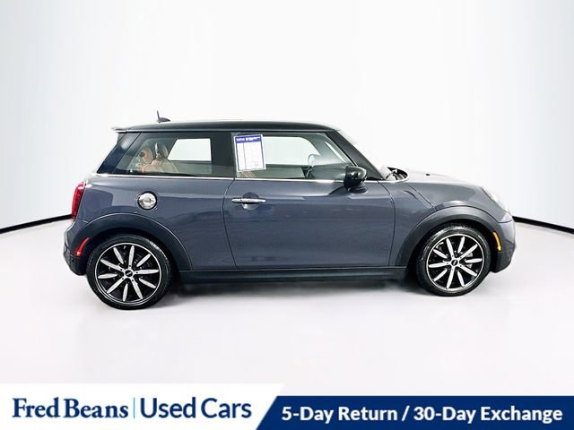Used 2021 MINI Cooper S image 9