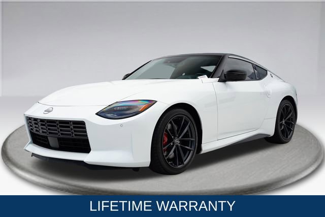 Used 2024 Nissan Z Performance w/ Floor Mat Package RWD image 3
