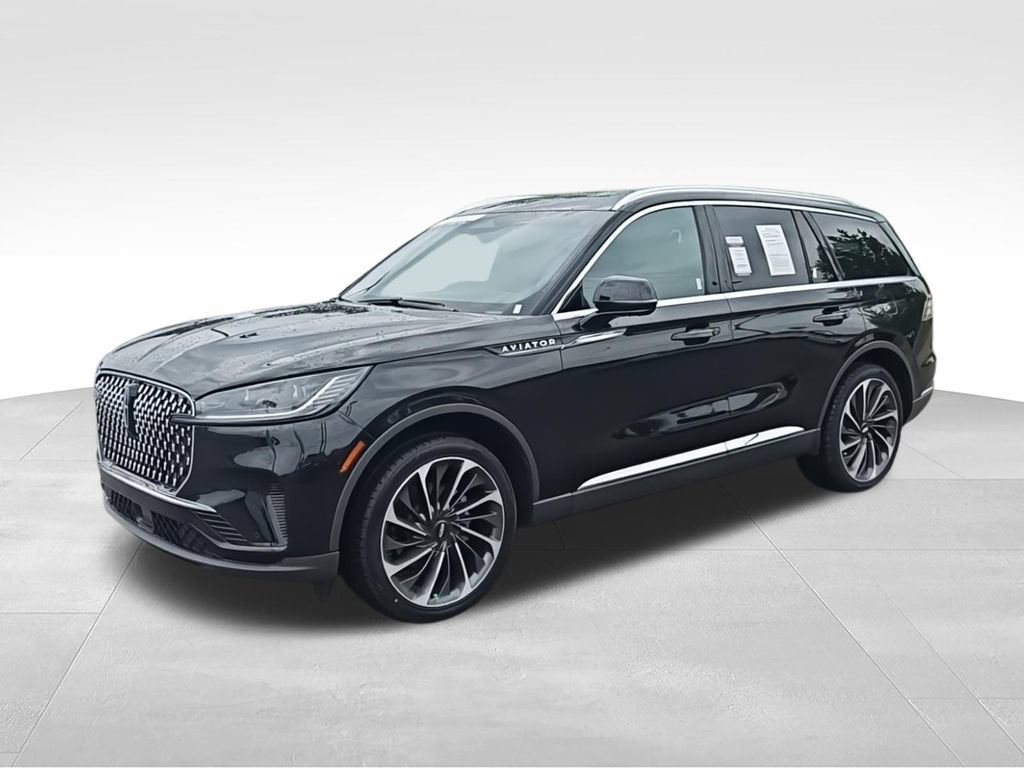 Used 2025 Lincoln Aviator Reserve w/ Equipment Group 201A AWD/4WD image 4