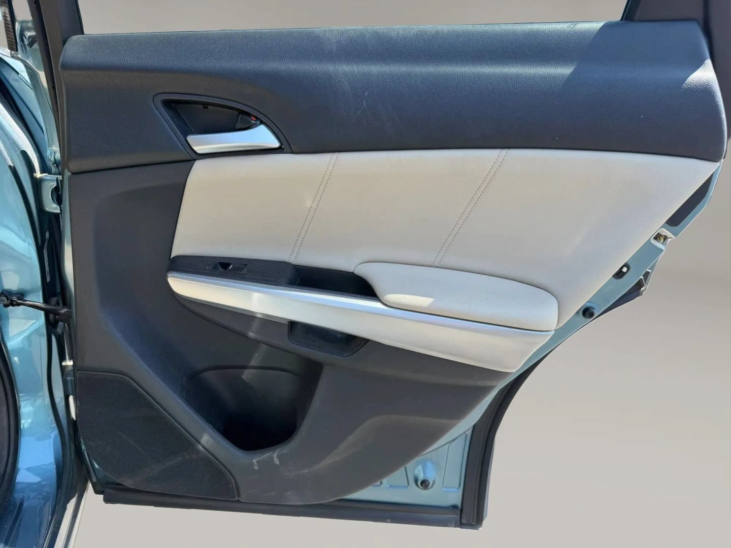 Used 2015 Honda Crosstour EX-L image 18