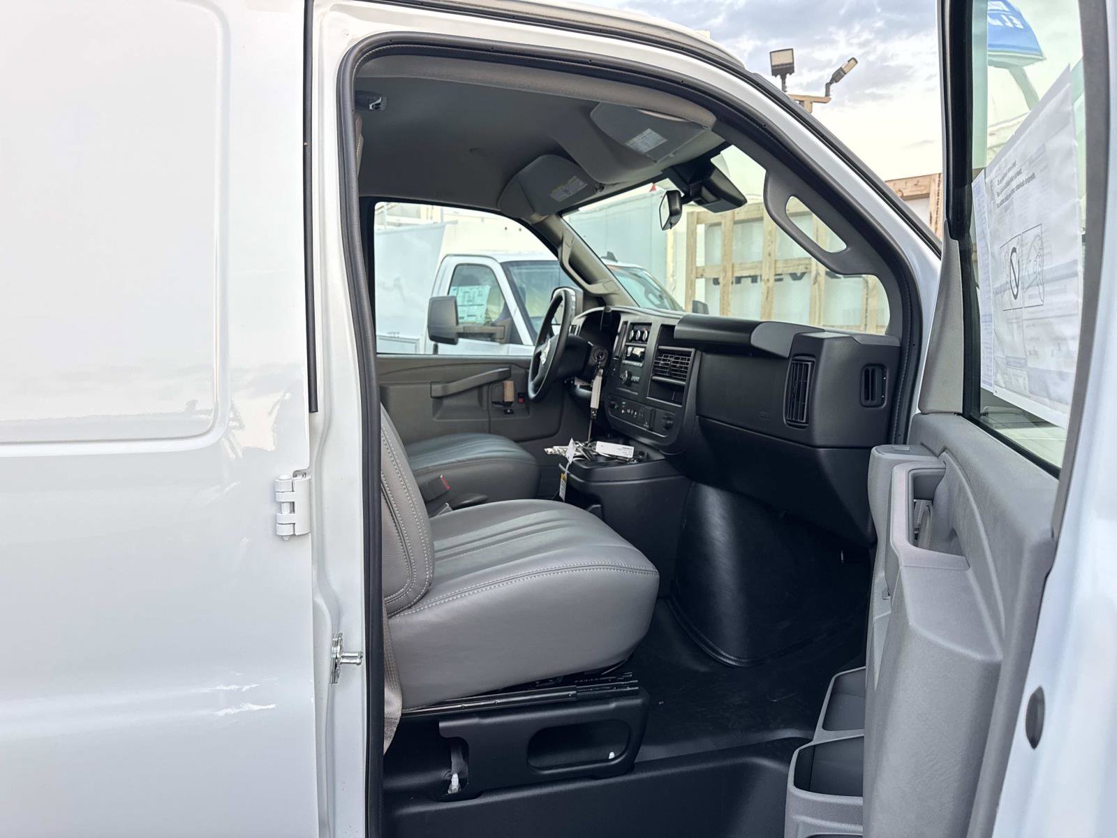 New 2026 Chevrolet Express 2500 w/ Driver Convenience Package RWD image 11