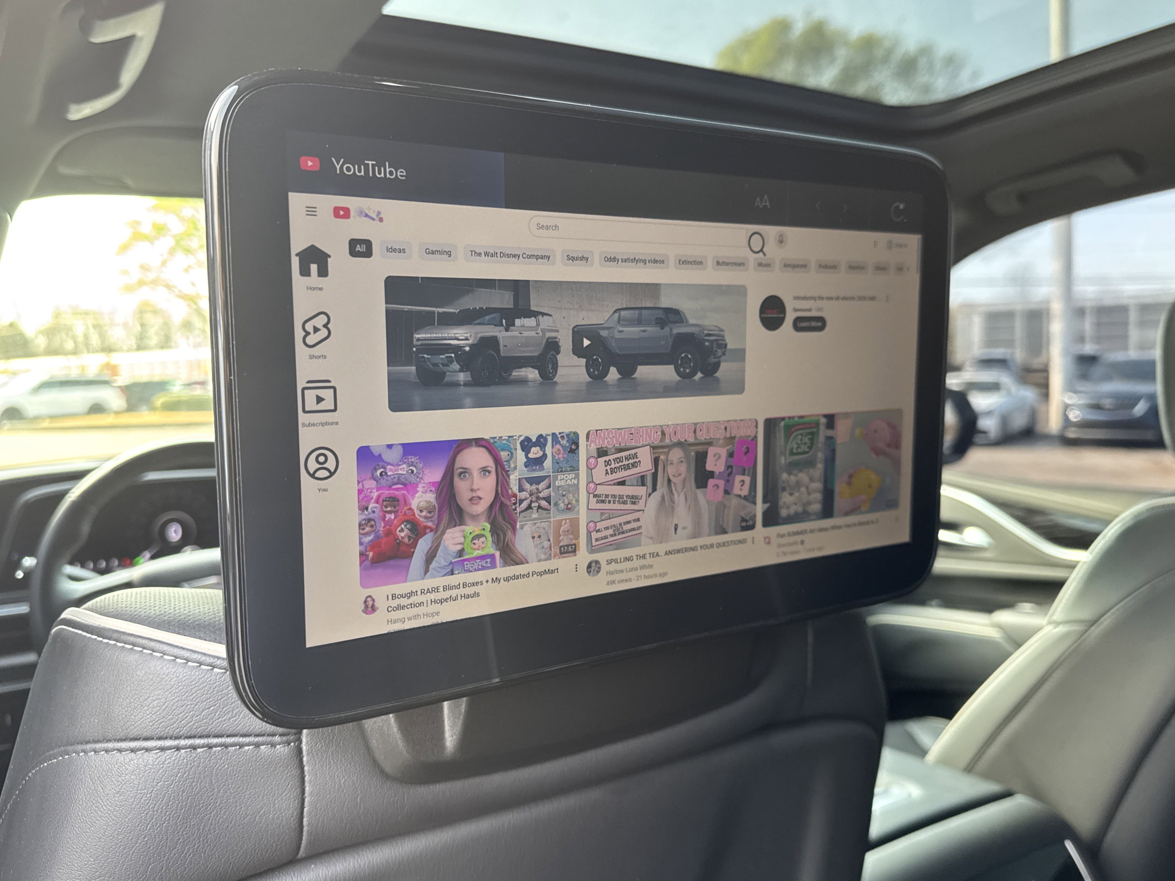 Used 2023 Cadillac Escalade Sport w/ Touring Package image 11