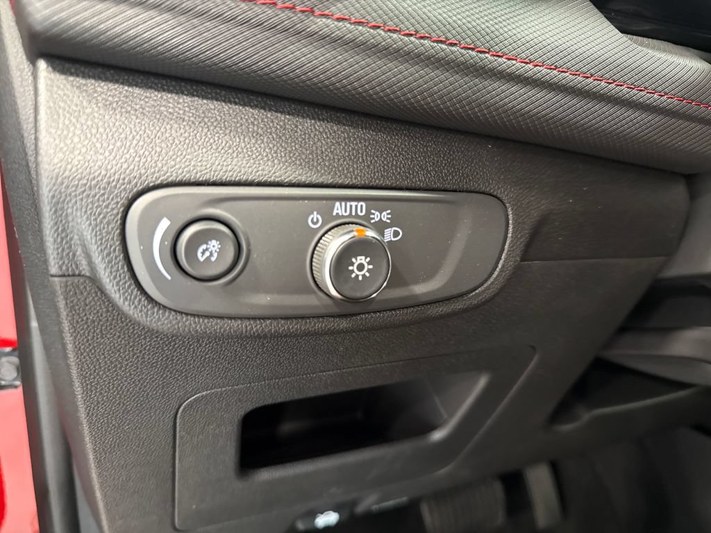 New 2026 Chevrolet TrailBlazer RS w/ Convenience Package FWD image 11