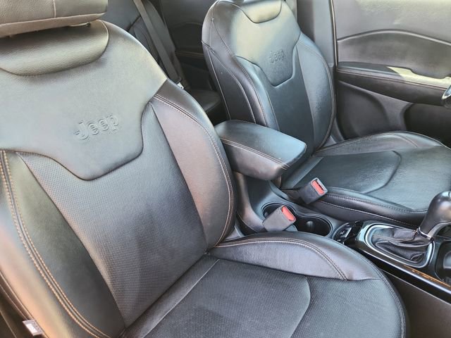 Used 2021 Jeep Compass Limited w/ Sun and Sound Group image 17