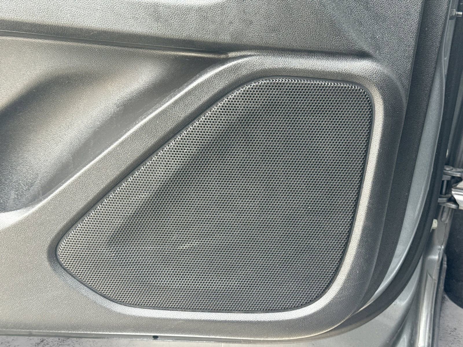 Used 2020 GMC Terrain SLE w/ Driver Convenience Package image 32