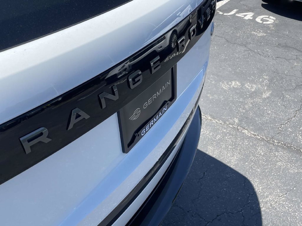 Used 2022 Land Rover Range Rover SE AWD/4WD image 8