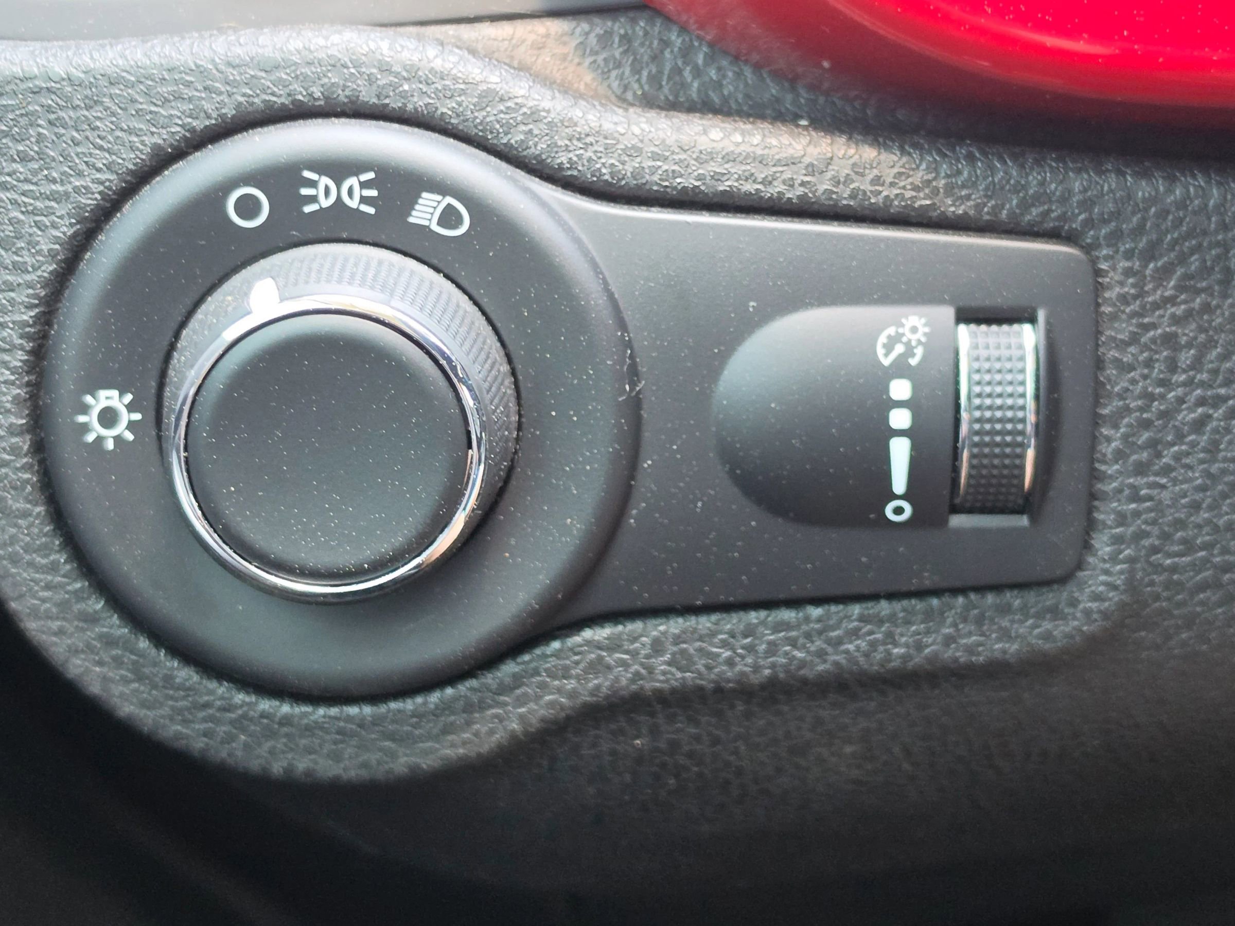 Used 2018 FIAT 500X Pop w/ Popular Equipment Group image 14