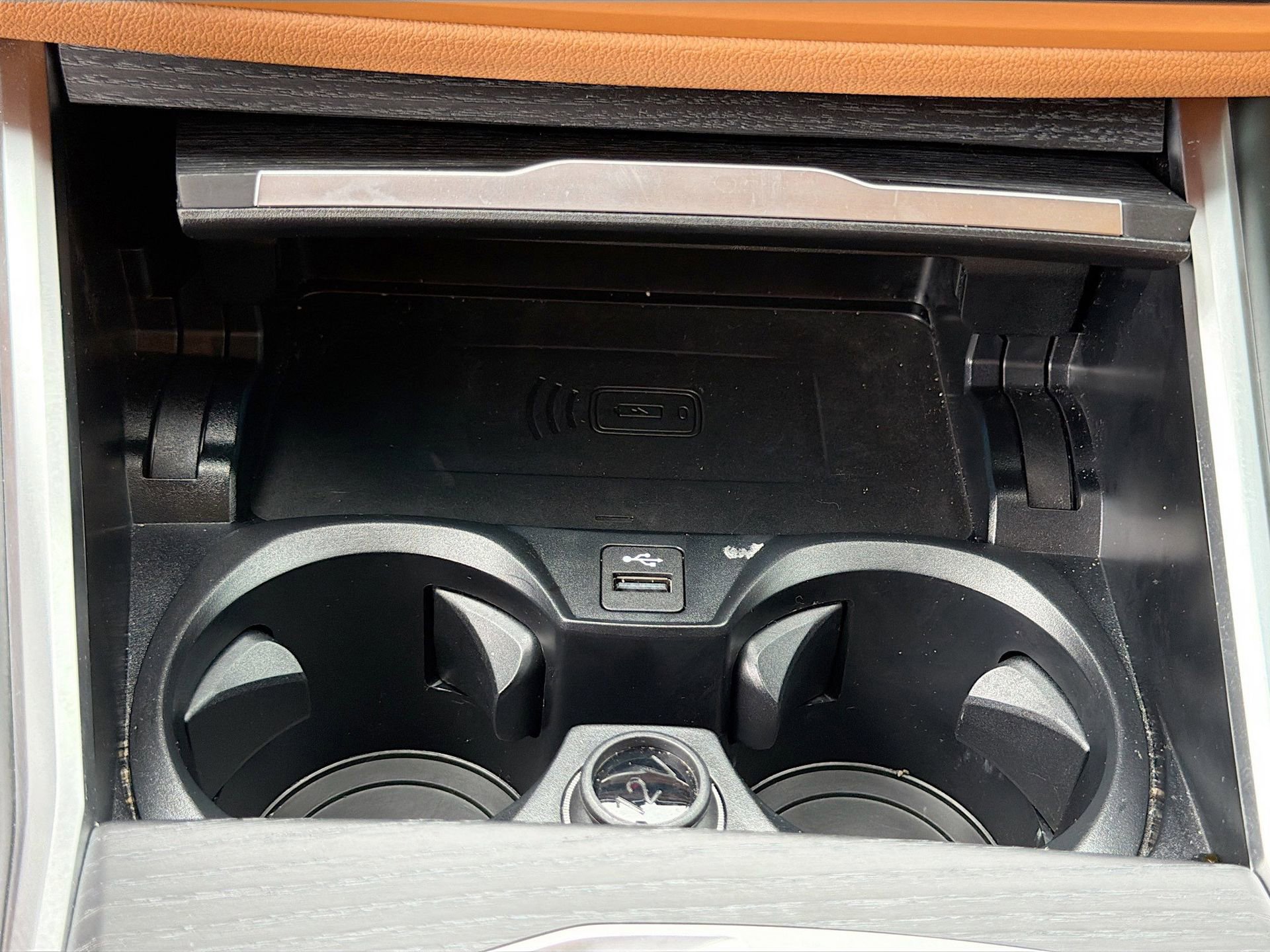 New 2025 BMW 330i xDrive Sedan w/ Convenience Package image 29