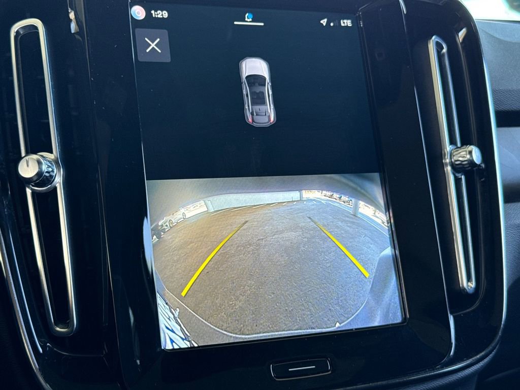 Certified 2023 Volvo C40 P8 Recharge Ultimate image 19