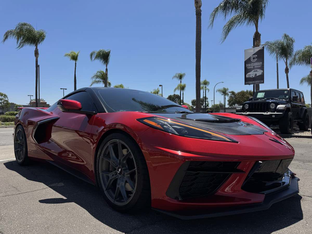 Used 2025 Chevrolet Corvette Stingray Preferred Cpe w/ Z51 Performance Package RWD image 10