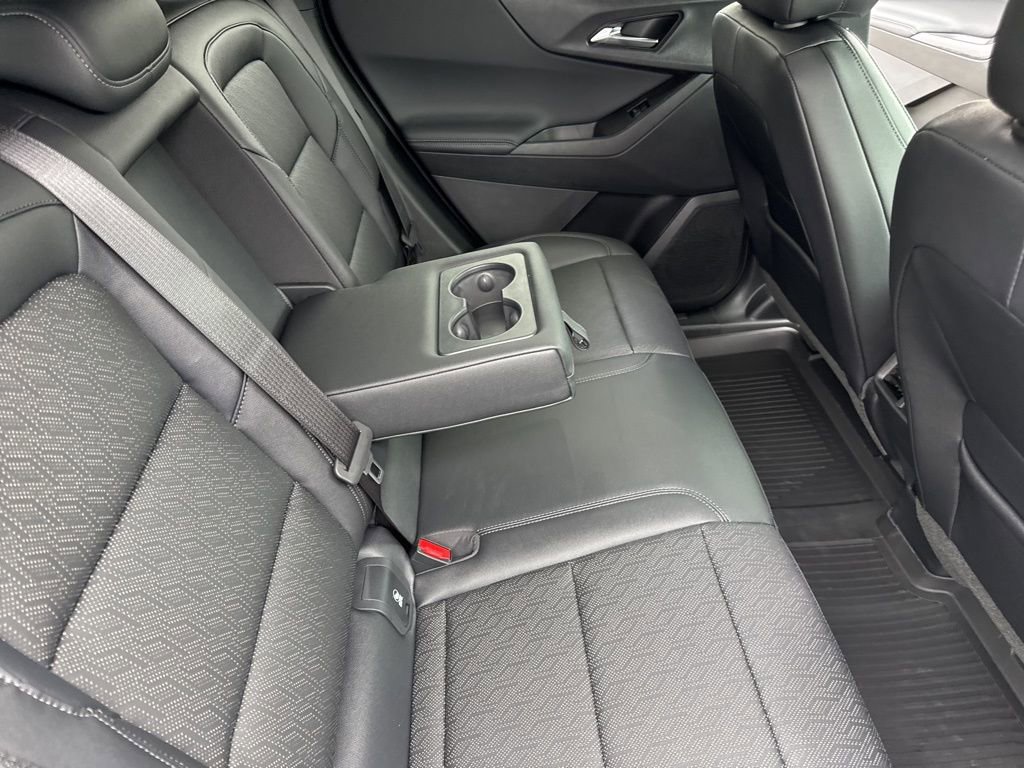 New 2026 Chevrolet Equinox LT w/ Convenience Package II image 35