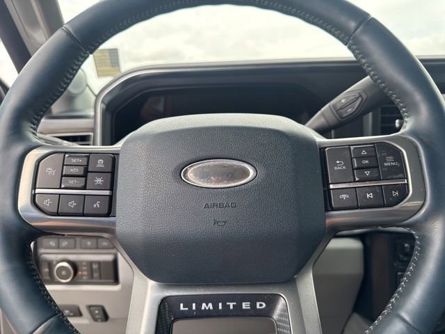 Used 2023 Ford F450 Limited w/ FX4 Off-Road Package image 19