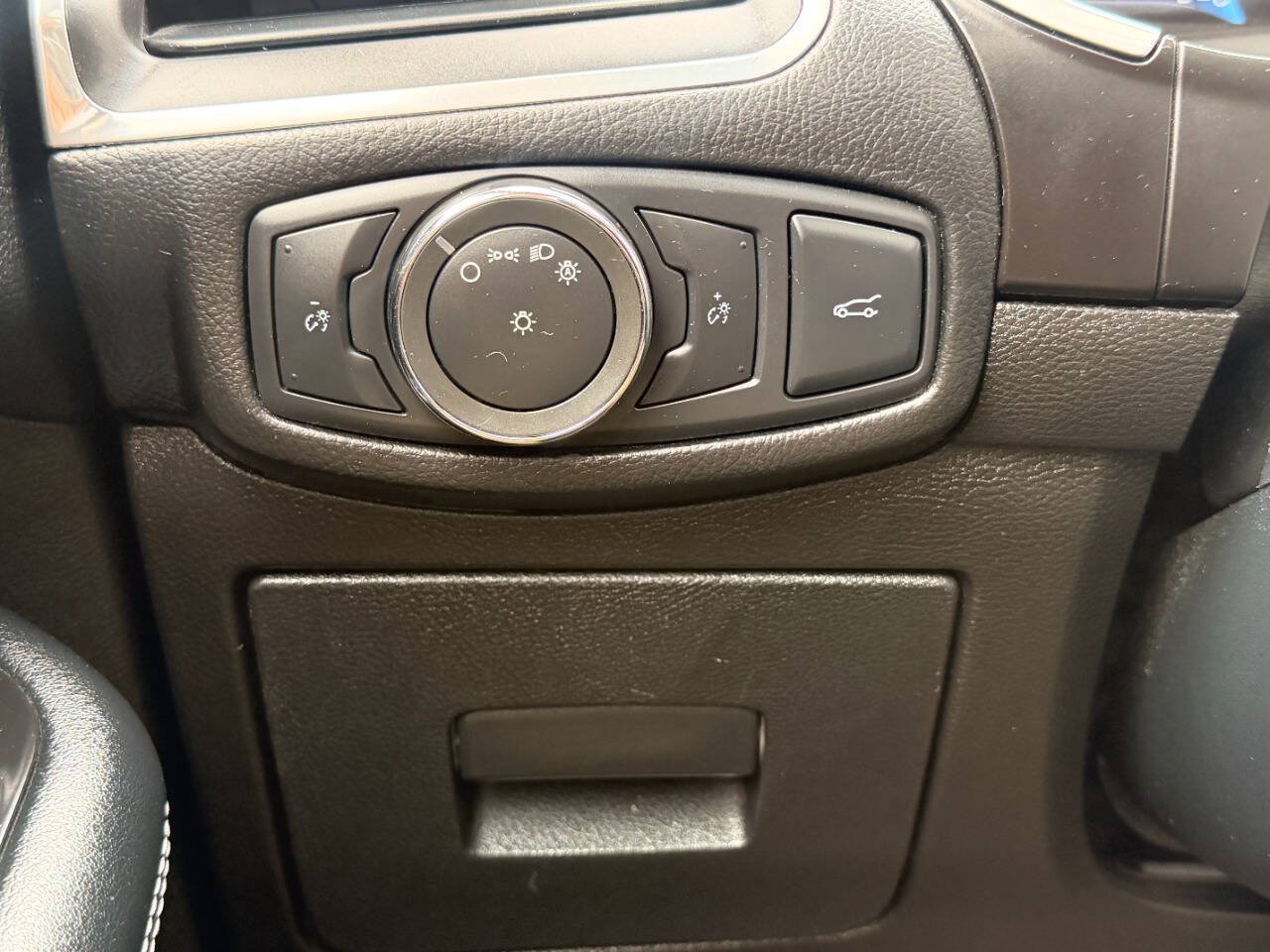 Used 2015 Ford Edge Sport w/ Equipment Group 401A AWD/4WD image 35