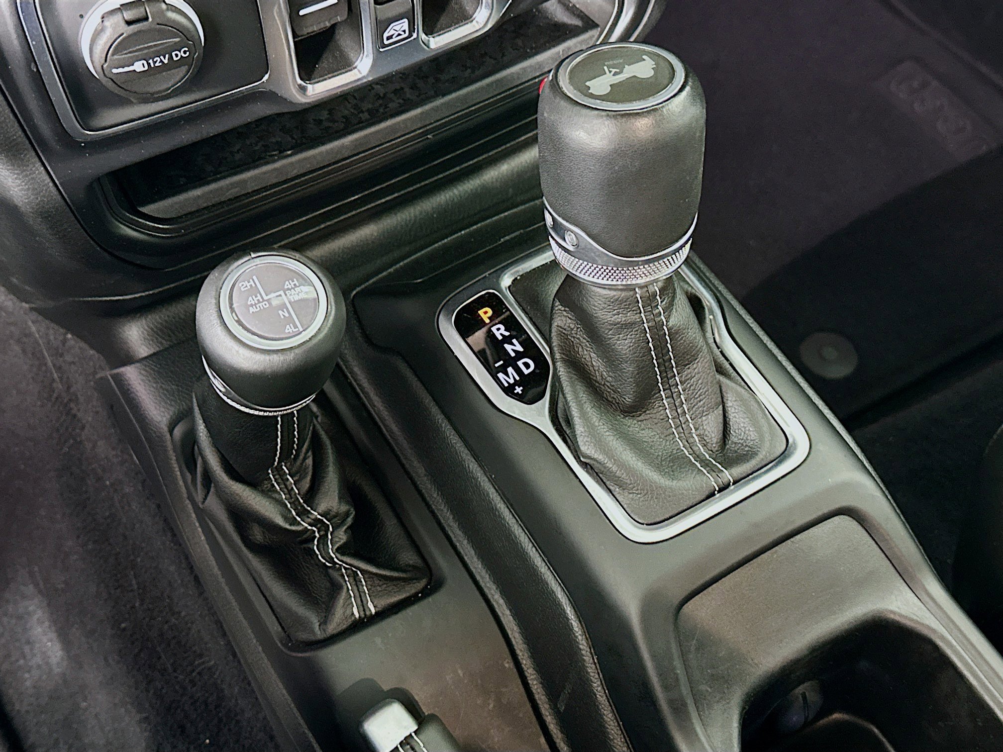 Used 2021 Jeep Wrangler Sahara w/ Cold Weather Group image 25