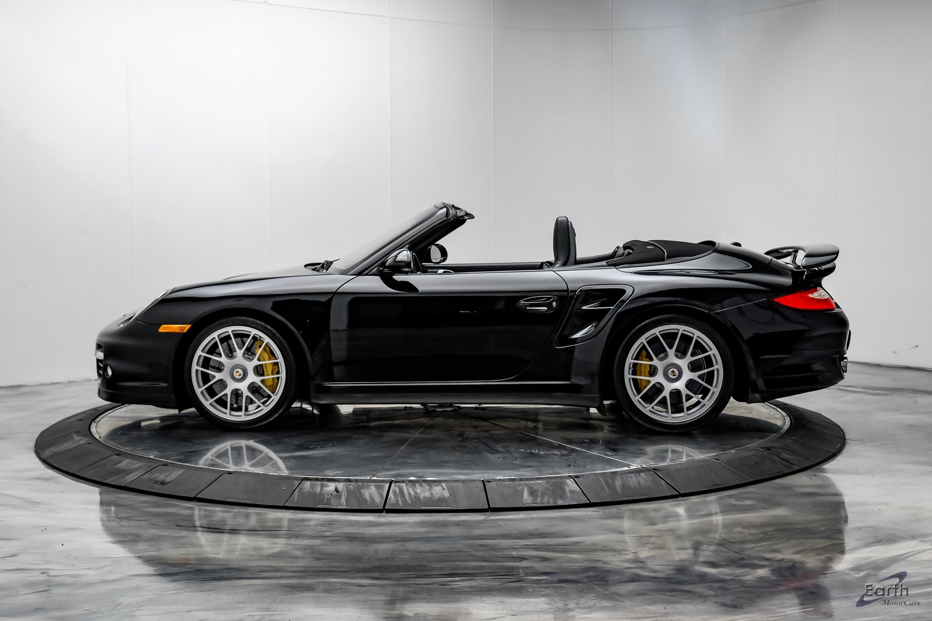 Used 2012 Porsche 911 Edition 918 Spyder image 7