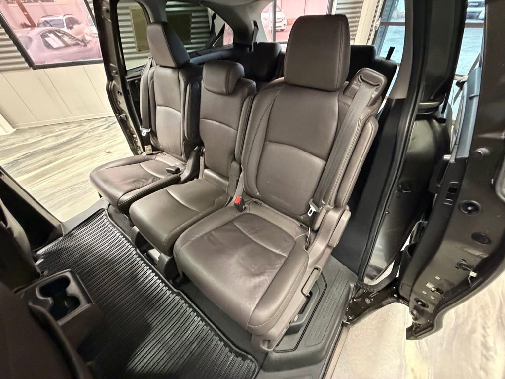 Used 2019 Honda Odyssey Elite image 9