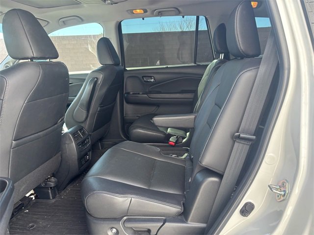 Used 2020 Honda Pilot Elite image 6