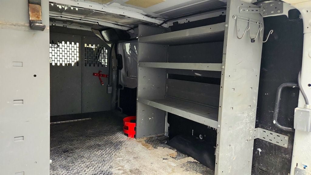 Used 2019 Ford Transit 150 130 Low Roof RWD image 22