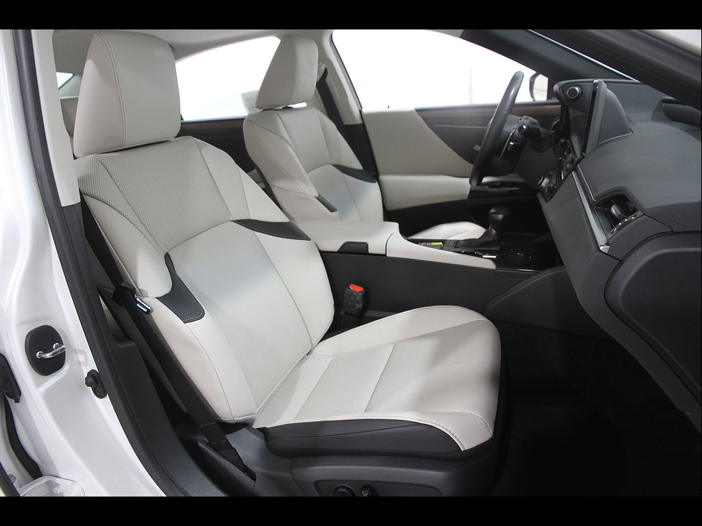 Certified 2025 Lexus ES 350 w/ Premium Package FWD image 17