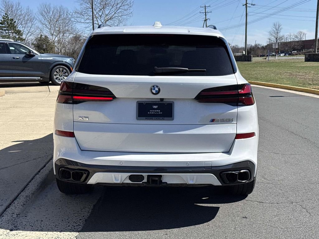 Used 2025 BMW X5 M60i w/ Climate Comfort Package image 25