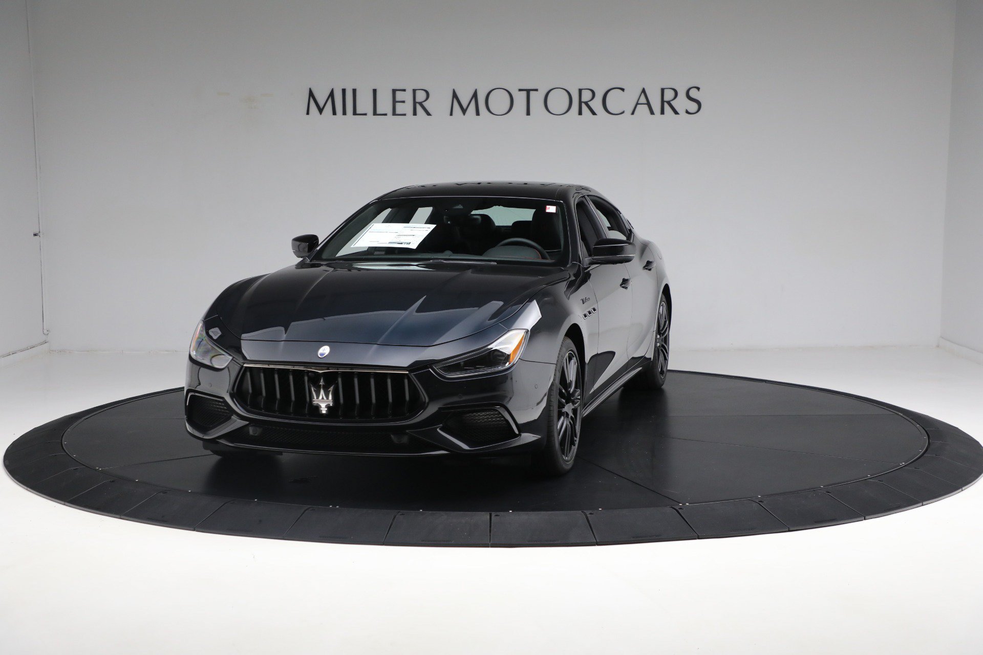 Certified 2024 Maserati Ghibli Modena Q4 AWD/4WD image 2