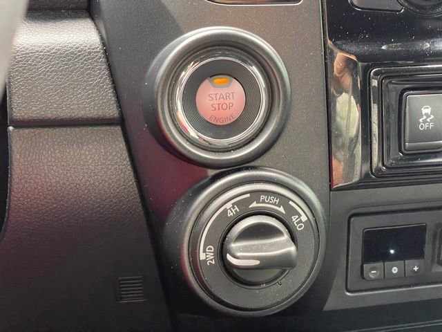 Used 2020 Nissan Titan PRO-4X w/ Pro-4x Convenience Package image 27