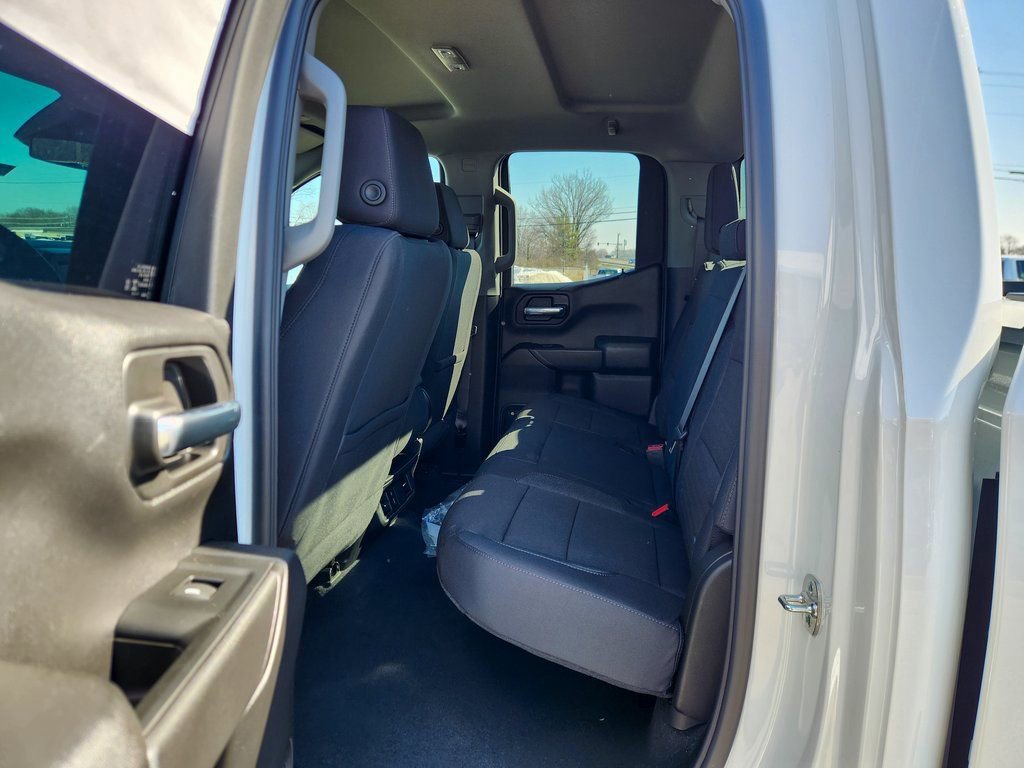 New 2026 GMC Sierra 1500 Pro w/ Graphite Edition image 9