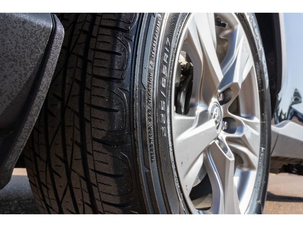 Used 2024 Toyota RAV4 XLE image 9