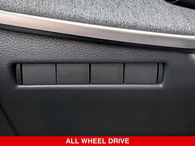 Certified 2025 Nissan Kicks SV w/ SV Premium Package AWD/4WD image 20